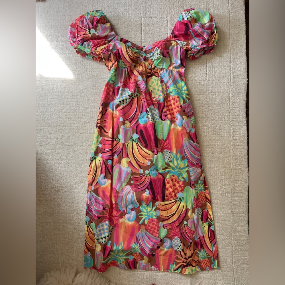 FARM RIO Puff sleeve sun dress, like new. Medium. Pink green yell tropical print